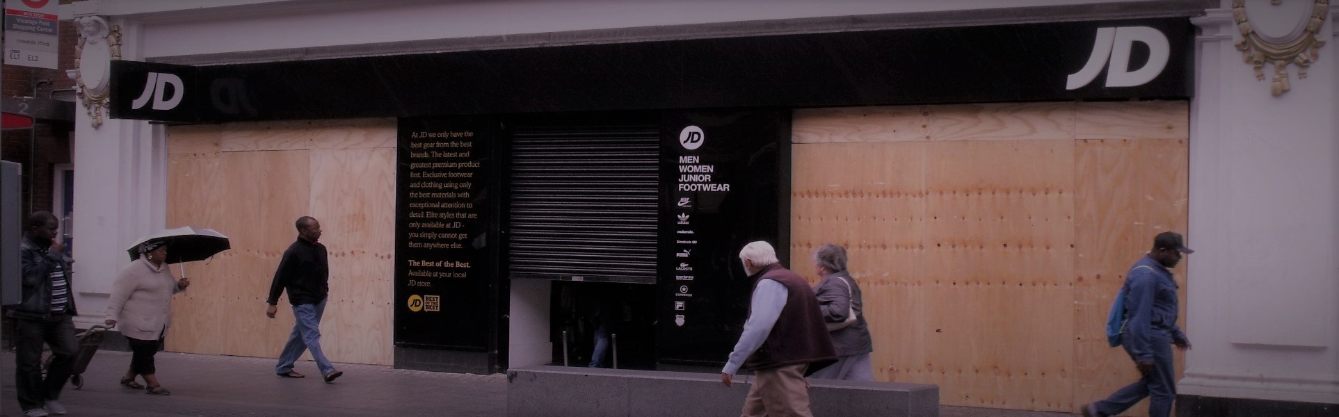 Slider, Glaziers in Holloway, N7